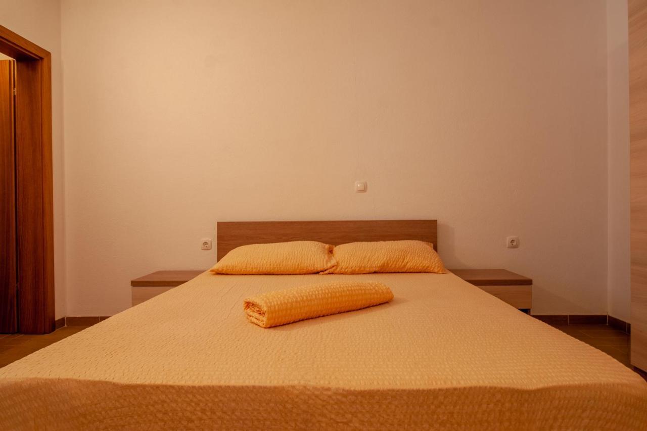 Appartement Anteo Uz Plazu Sa Privatnim Parkingom *